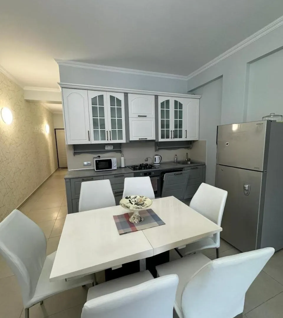 Lenina Apartment Batumi 0*,